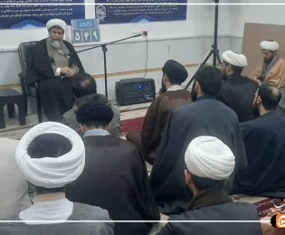 بازدید مدیر و معاونان حوزه فارس از مدرسه علمیه امام کاظم شیراز + عکس