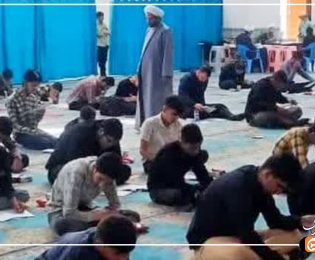 آزمون ورودی حوزه های علمیه با استقبال متقاضیان در فارس برگزار شد