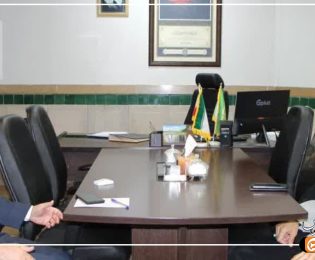 نشست هم‌اندیشی مدیر حوزه علمیه استان فارس با مدیرکل تبلیغات اسلامی فارس در راستای پیگیری مصوبات قرارگاه بلاغ مبین