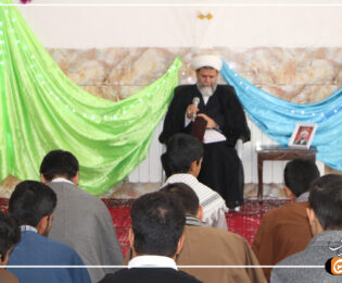 سفر مدیر حوزه علمیه استان فارس به استهبان با تأکید بر تهذیب نفس و ورع در مسیر طلبگی