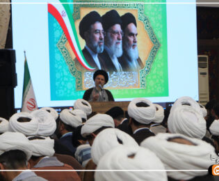 مبلغان حامل پیام شریعت هستند